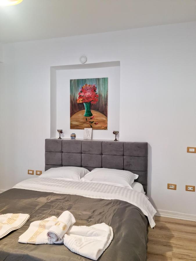Cozy Apartment In City Center Tirana Eksteriør billede