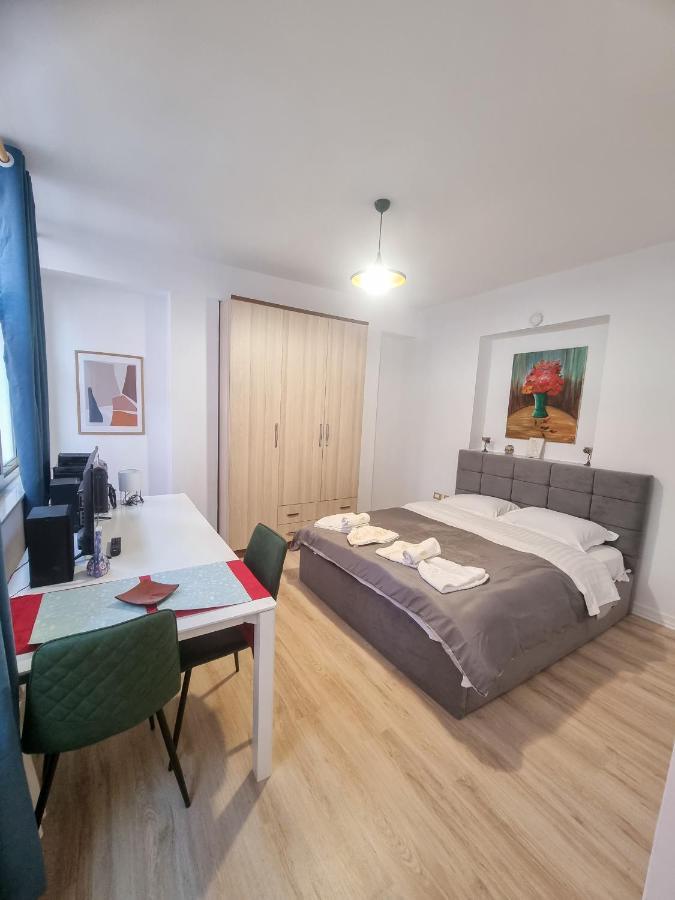 Cozy Apartment In City Center Tirana Eksteriør billede